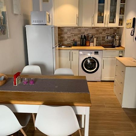Cosy Apartment In L Escala, 7 Mins Walk To The Closest Beach, Riells L' Escala 外观 照片