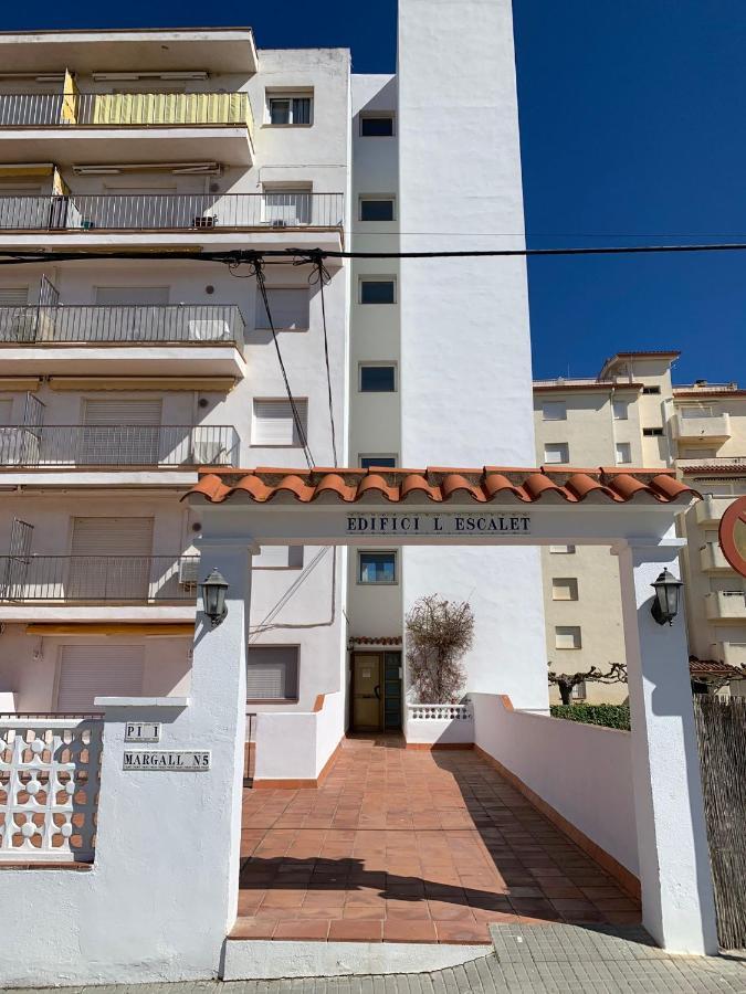 Cosy Apartment In L Escala, 7 Mins Walk To The Closest Beach, Riells L' Escala 外观 照片